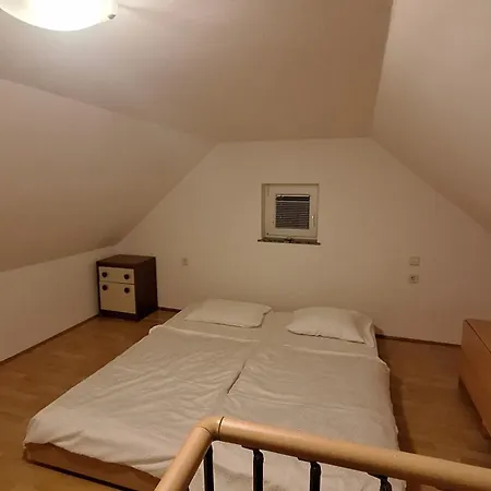 Seka Apartment *